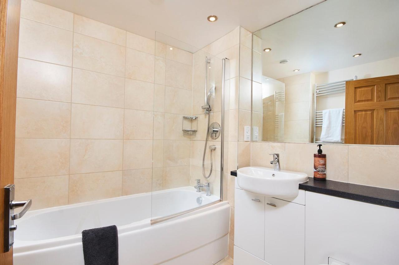 Striking Monroe Suite! Bath Exterior foto